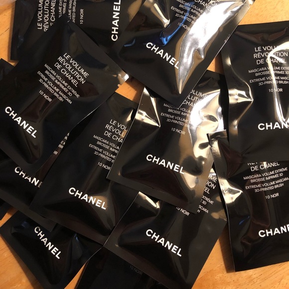 CHANEL Other - 4 -Le Volume révolution de CHANEL Mascara